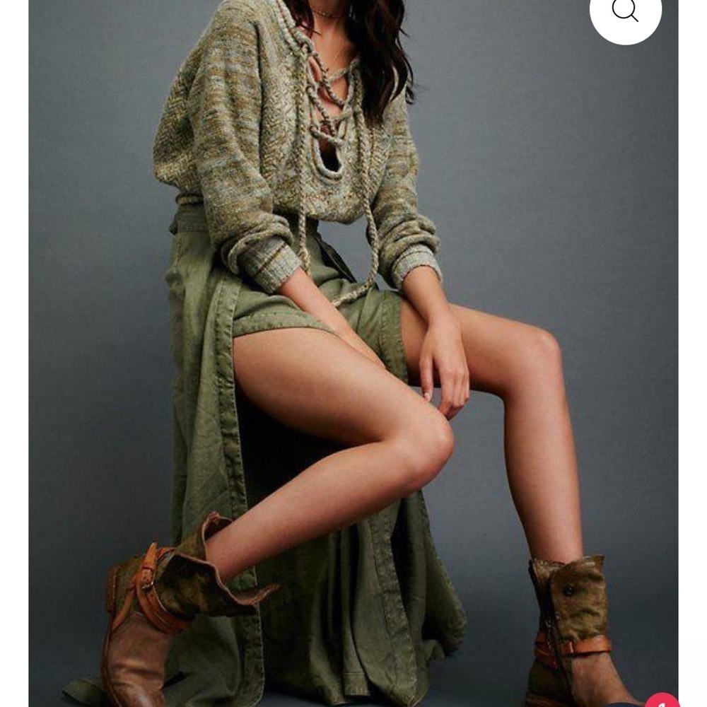 Free People Green Sweater these run large but not huge